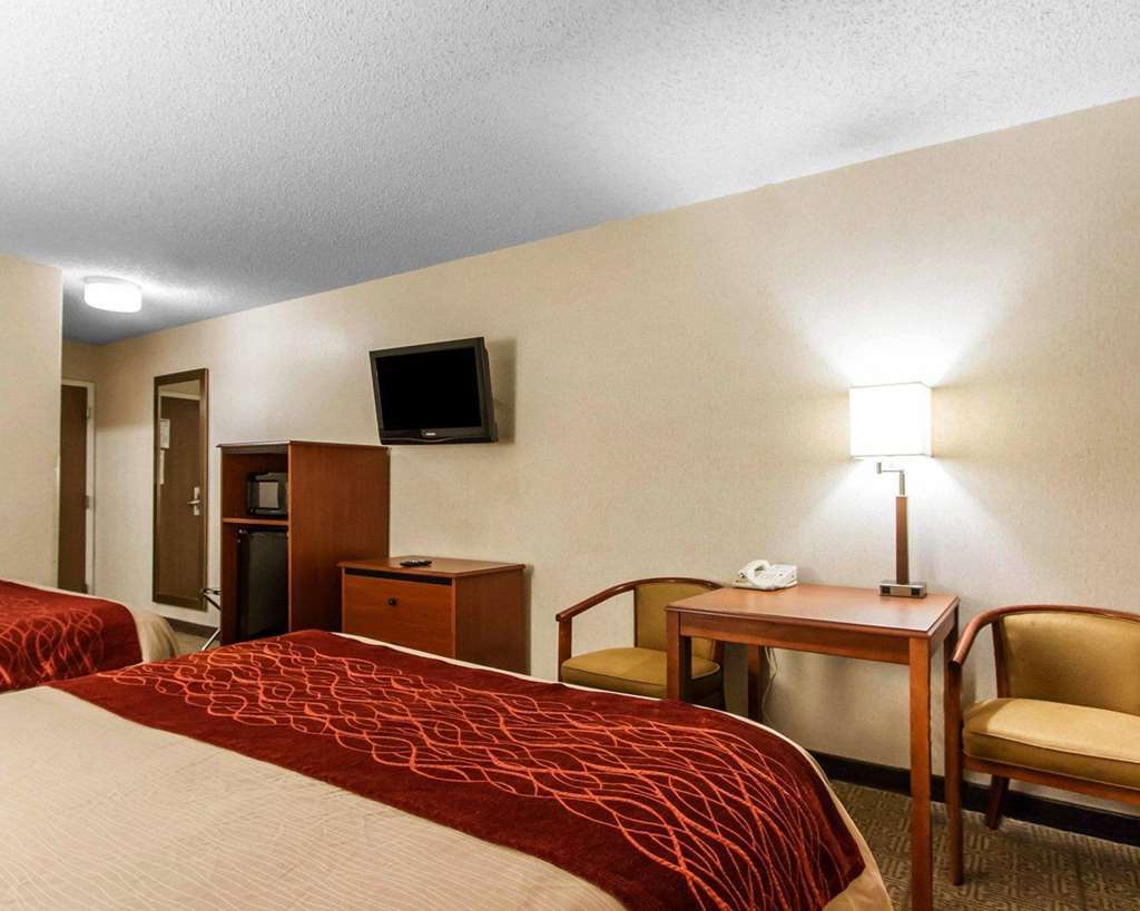 Hotel The & Near Zoo 2*